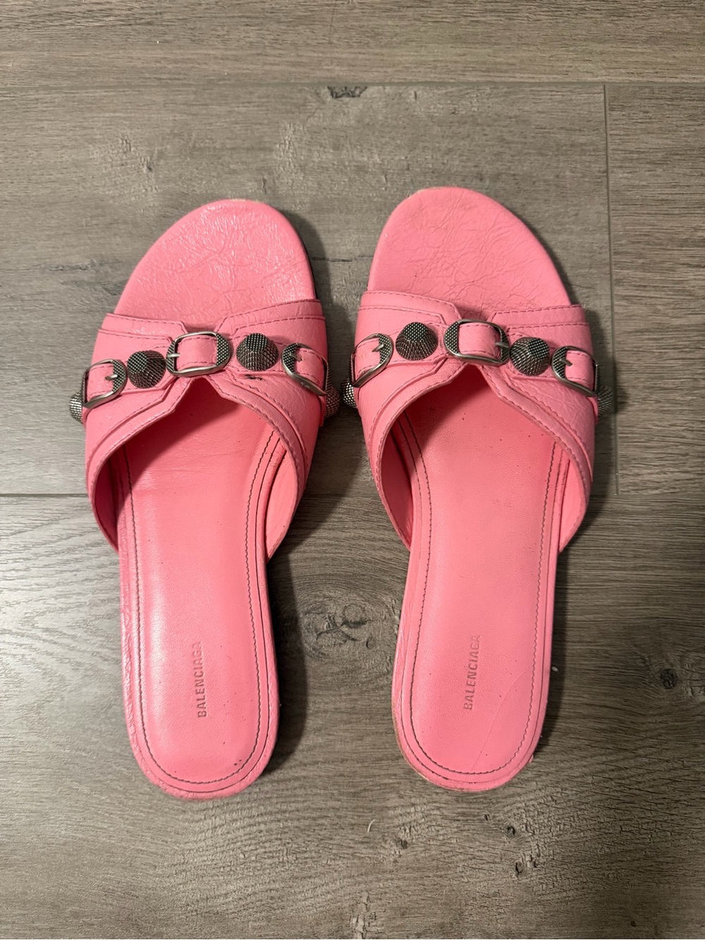 Balenciaga Pink Leather Le Cagole Open toe sandals.